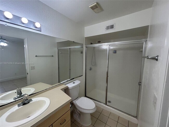 Building Photo - 1725 Palm Cove Blvd