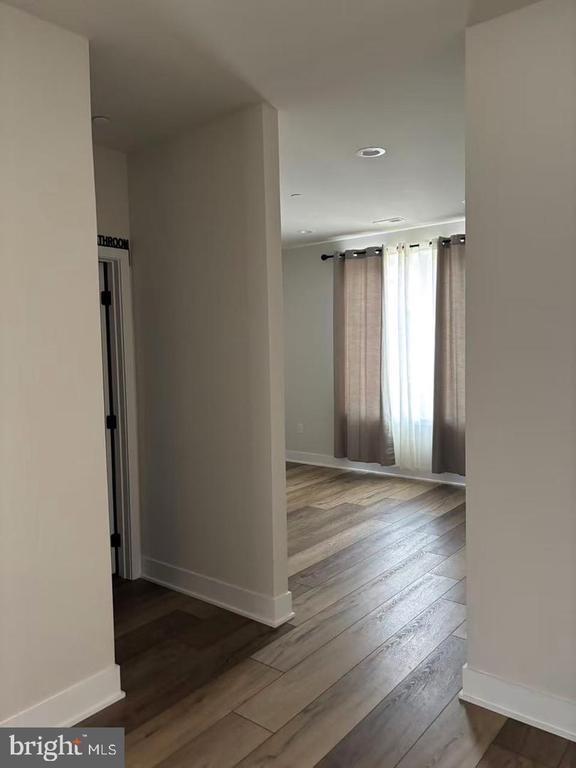 Building Photo - 310 Manion Aly