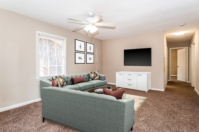Building Photo - Home near Tobacco Trail in Durham!