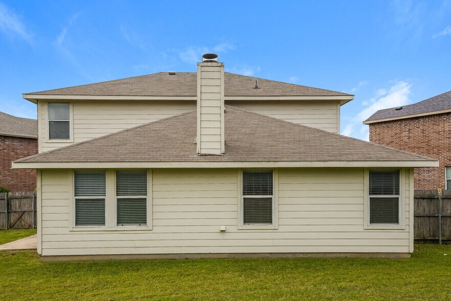 Building Photo - 1625 Grassy View Dr