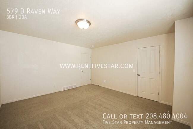 Building Photo - 579 Raven Way