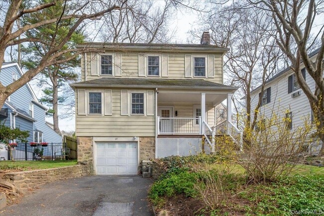 Building Photo - 28 Cross St