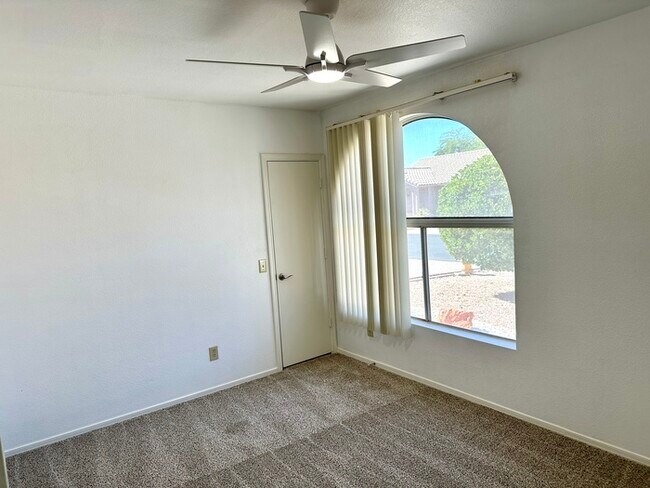 Building Photo - Wonderful Gated SunBird Golf Resort home f...