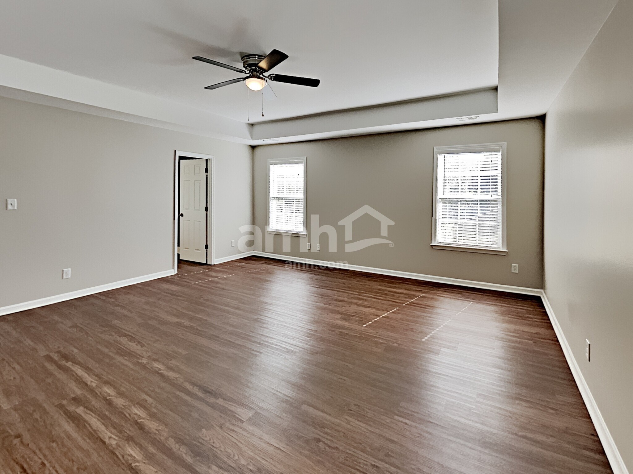 Building Photo - 222 Mott Rd