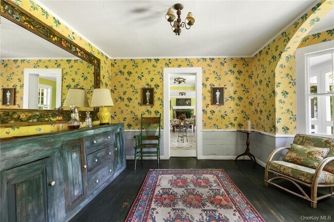 Building Photo - 31 Kittredge Dr