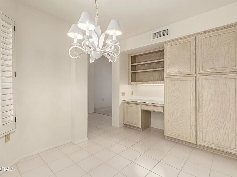 Building Photo - 21602 N 149th Dr