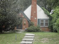 Building Photo - COMING SOON! 3 Bedroom 2 Bathroom in Kansas City MO $1,400.00