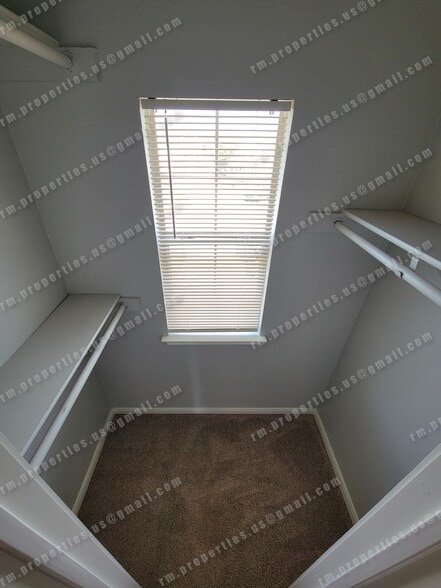 Third (front) bedroom closet - 2874 Southampton Way
