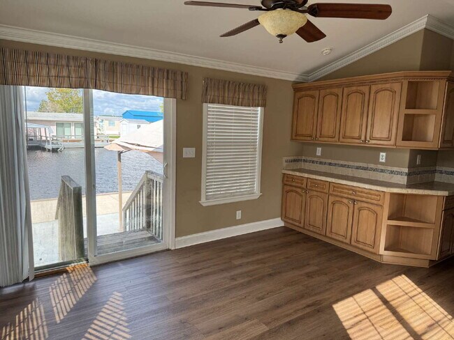 Building Photo - 1309 Pine Island Drive N.