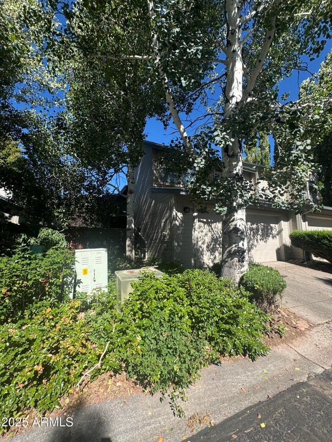 Building Photo - 4170 E Spring Meadows Cir