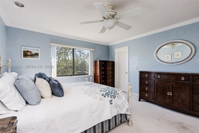 Building Photo - 8566 Casa Del Lago
