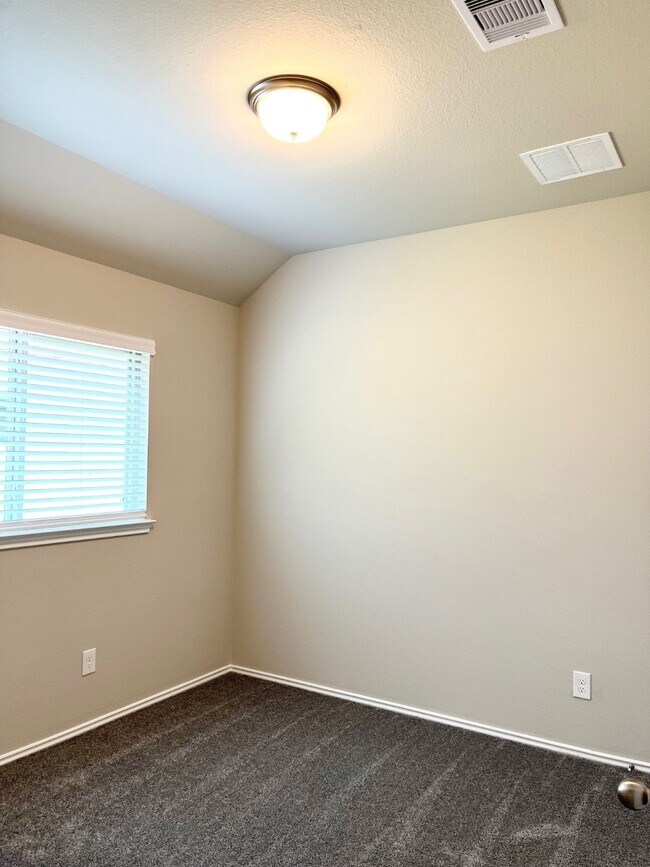Building Photo - 20830 Wilde Redbud Trl