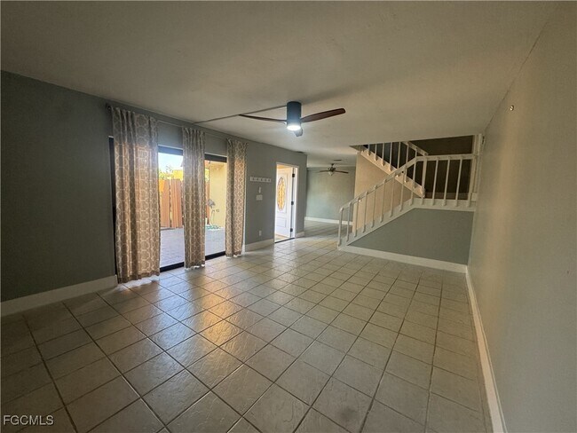 Building Photo - 1708 Park Meadows Dr