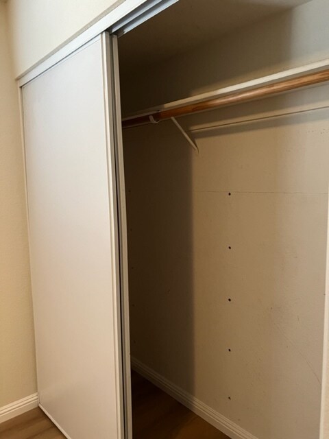 Building Photo - 417 Powell Dr