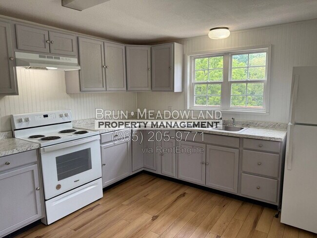 Building Photo - 2250 Woodby Rd