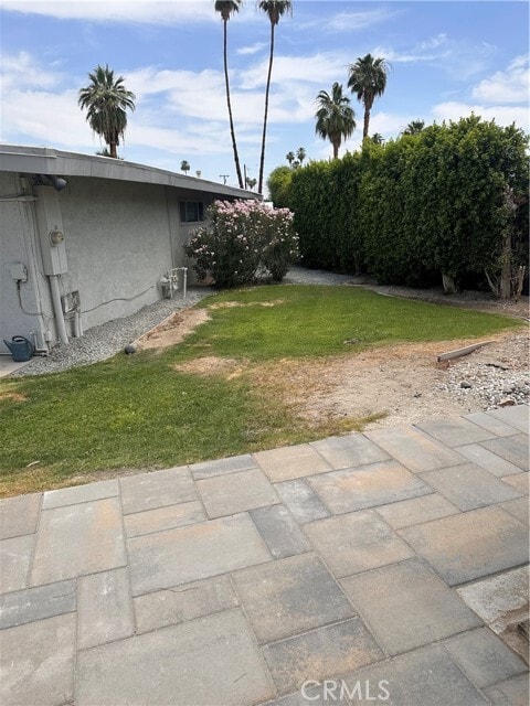 Building Photo - 43815 Marigold Dr