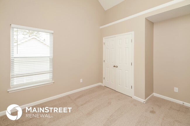 Building Photo - 2799 High Tide Dr