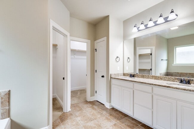 Building Photo - RENTAL HOME IN YOUNGSVILLE!