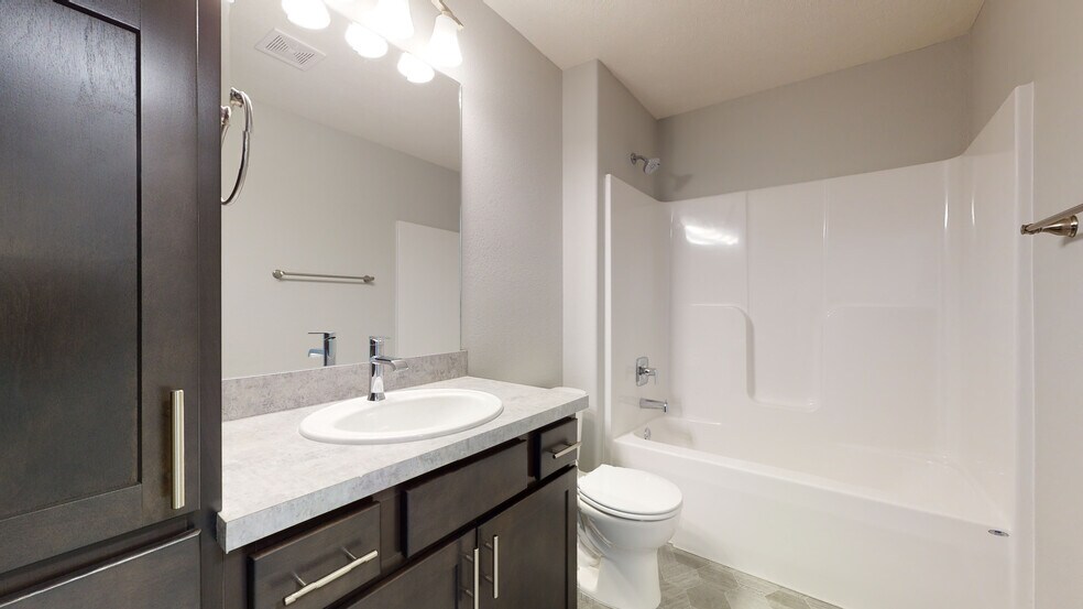 Main Bath - 1624 NW 50th St