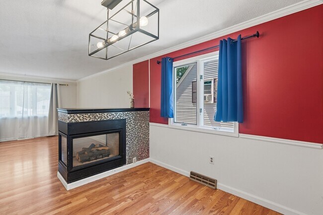 Building Photo - 290 Tremont St