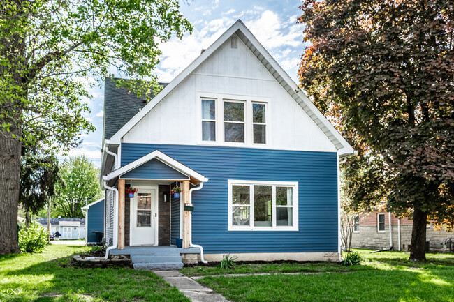 Primary Photo - 421 S East St