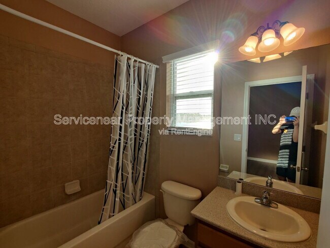 Building Photo - 7801 Seafield Ln