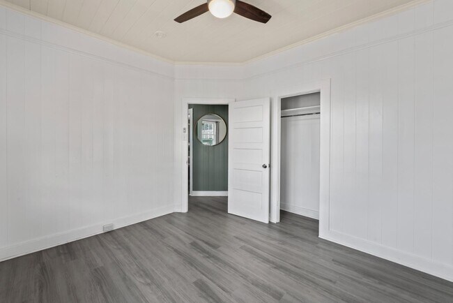 Building Photo - 84-973A Hana Street