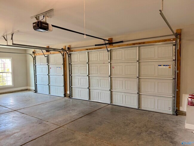 Building Photo - 4353 SE Willow Bend Ln