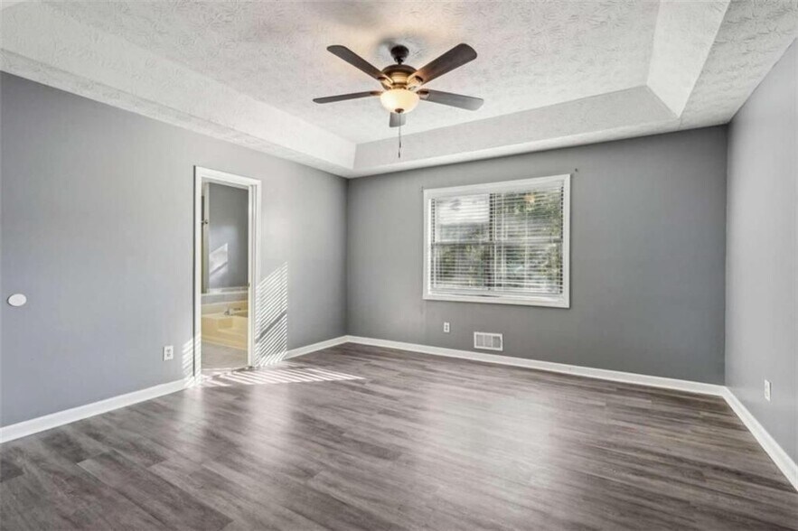Building Photo - 1076 Westwood Pl SW