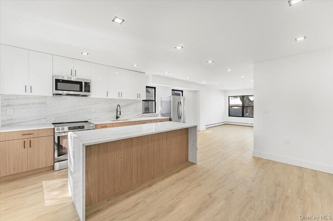 Building Photo - 4422 Avenue M