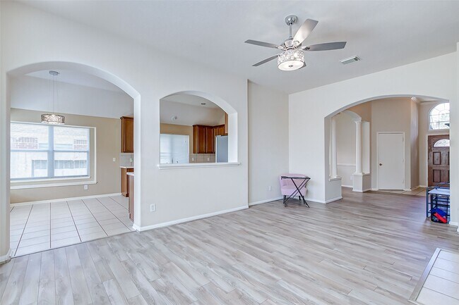Building Photo - 12619 Colony Hill Ln