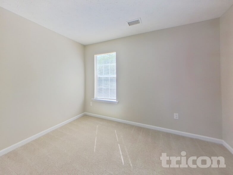 Building Photo - 3710 Michaels Creek Way