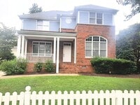 Building Photo - Beautiful 4 Bedroom Home in Chapel Hill