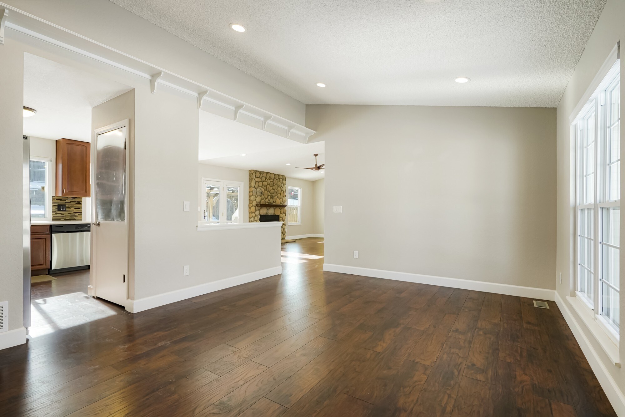 Building Photo - 5729 S Nepal Way