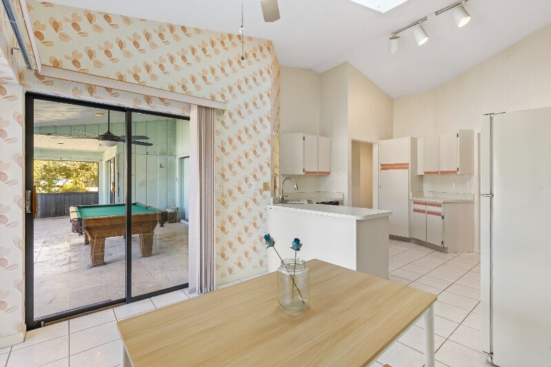 Building Photo - 19484 Midway Blvd