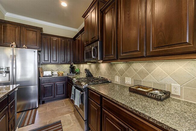 Building Photo - 16930 Makanda Dr