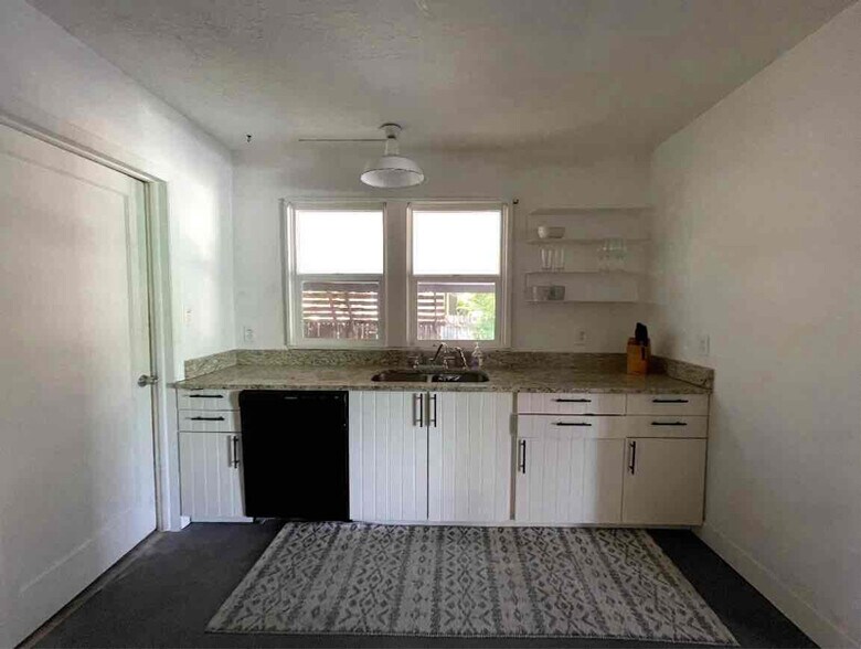 Building Photo - 278 E 1300 S
