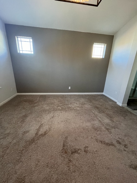 Building Photo - 1733 Pioneer Cir