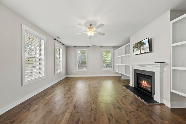 Building Photo - 1813 Iron Mill Dr