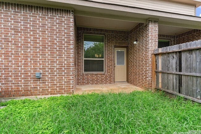 Building Photo - 7106 Faith Wy