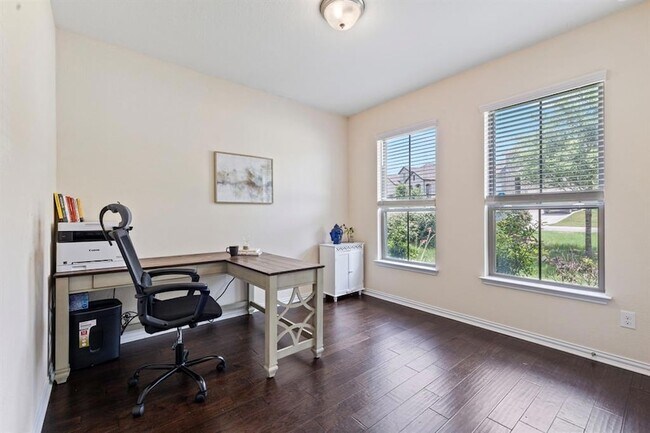 Building Photo - 7716 Pace Ravine Dr