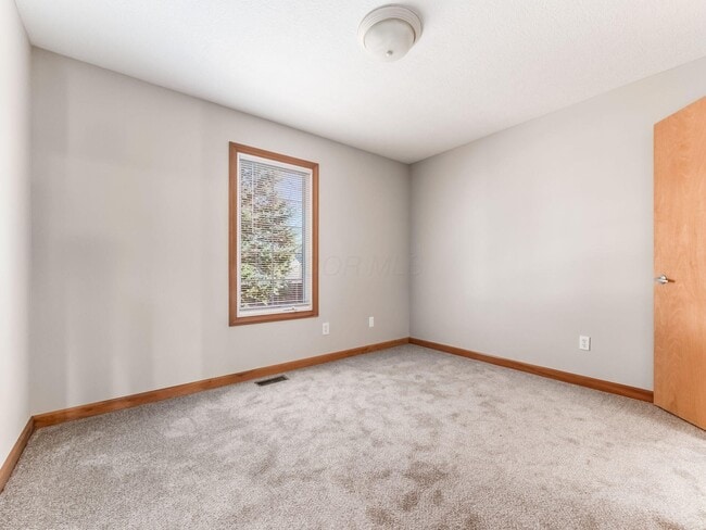 Building Photo - 532 Radcliff Dr