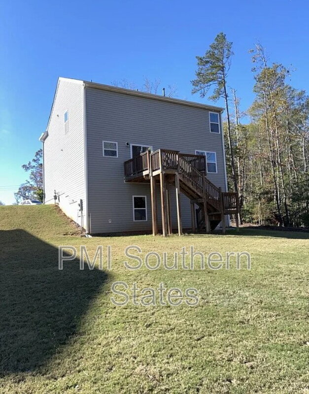 Building Photo - 276 Hillendale Way