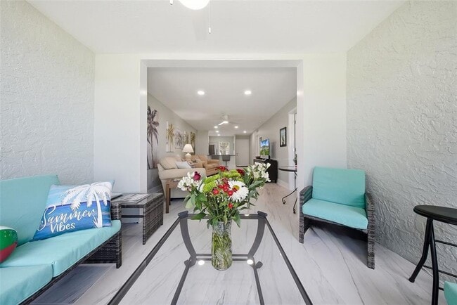 Building Photo - 4651 Lake Villa Dr