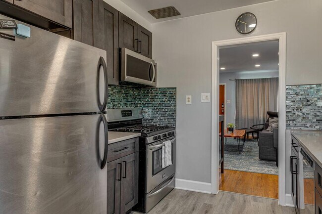 Building Photo - 1187 Emporia St