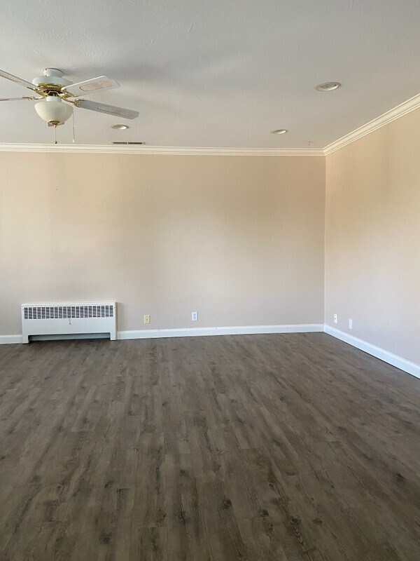 Building Photo - 2115 Browning Ave