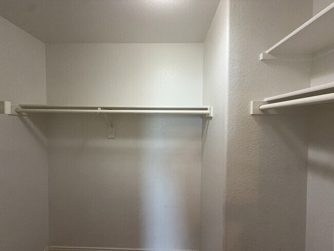 Building Photo - 9709 Gessner Dr