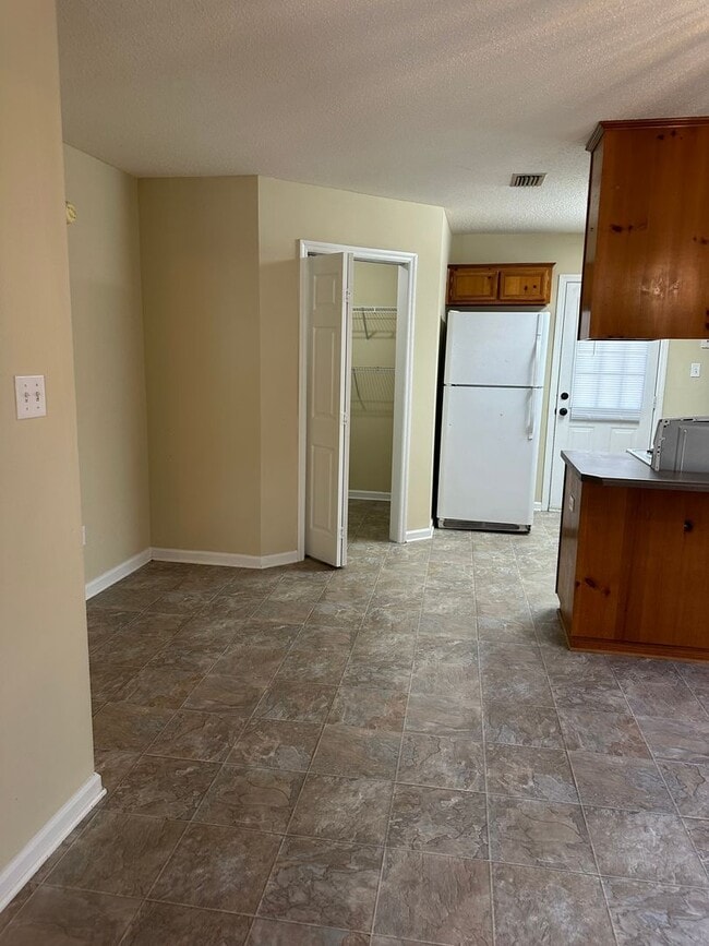Building Photo - 4124 Sedgwyck Ln
