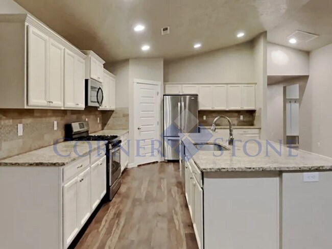 Building Photo - Stunning Home in Meridain!