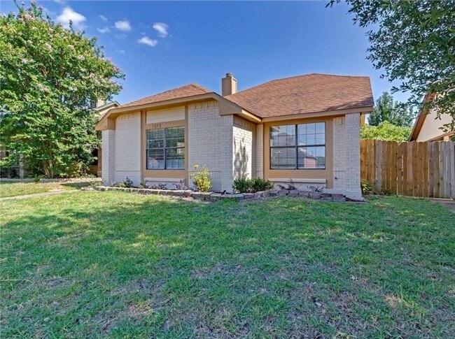 Primary Photo - 1614 Doubletree Dr